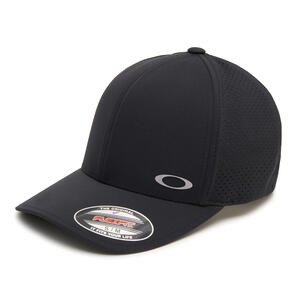 Gorra Oakley Aero Perf Trucker Hat color negro 