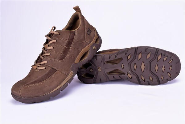 Calzado Cat hombre CRITERION RZM 135005 marron - Suiza Outdoor